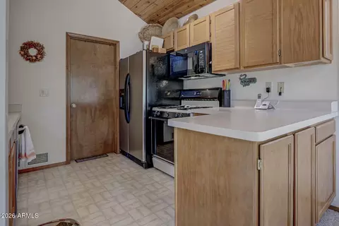 Kitchen - 5189 N Juniper Loop, Pine, AZ 85544 photo 1 of 4