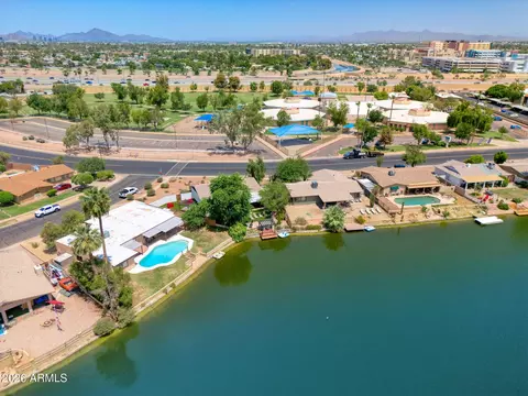 View/Area - 2301 W Impala Ave, Mesa, AZ 85202 photo 4 of 10