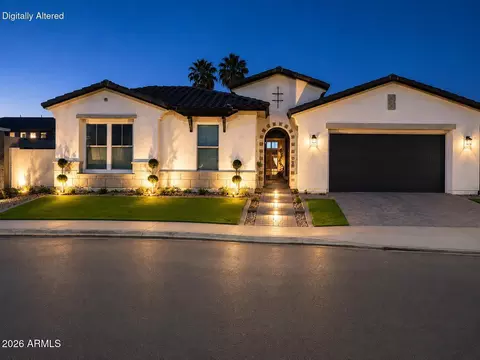 2080 E Aquarius Pl, Chandler, AZ 85249