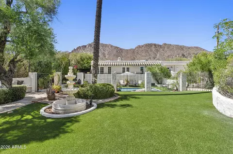 Exterior - 5710 E Camelback Rd, Phoenix, AZ 85018 photo 3 of 9