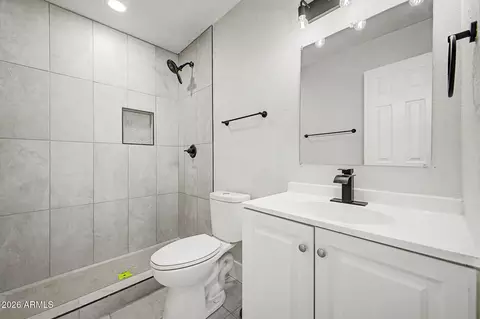 Bath - 1633 E Wesleyan Dr, Tempe, AZ 85282 photo 1 of 4