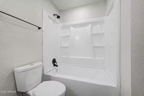 Bath - 1633 E Wesleyan Dr, Tempe, AZ 85282 photo 4 of 4