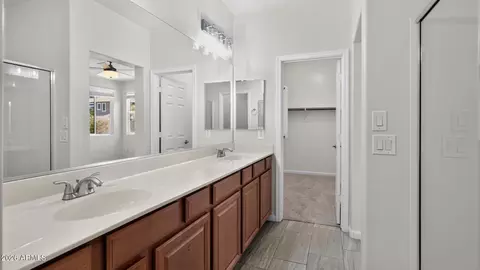 Entry Way - 7233 E Osage Ave, Mesa, AZ 85212 photo 3 of 3