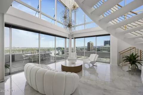 Living - 1 E Lexington Ave #1602, Phoenix, AZ 85012 photo 1 of 12