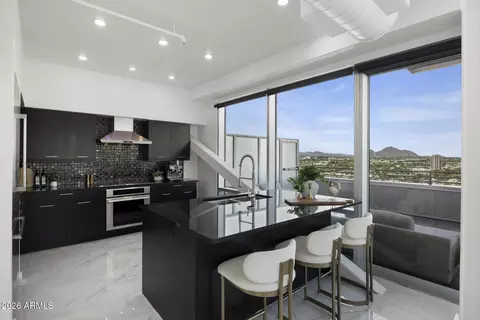 Kitchen - 1 E Lexington Ave #1602, Phoenix, AZ 85012 photo 1 of 5
