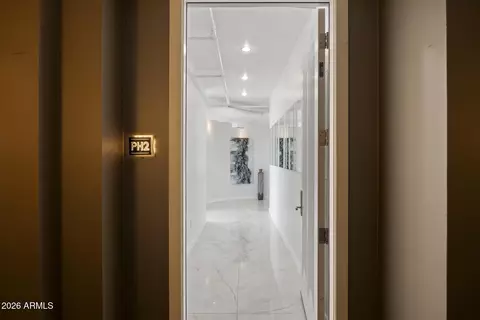 Entry Way - 1 E Lexington Ave #1602, Phoenix, AZ 85012 photo 1 of 3