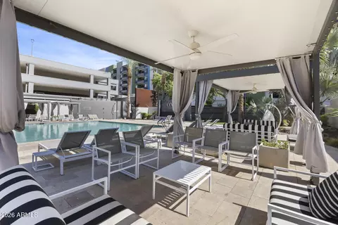 Exterior - 1 E Lexington Ave #1602, Phoenix, AZ 85012 photo 7 of 10