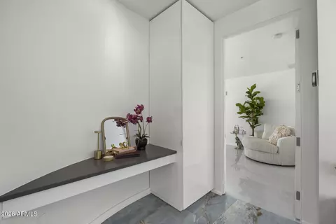 Entry Way - 1 E Lexington Ave #1602, Phoenix, AZ 85012 photo 3 of 3