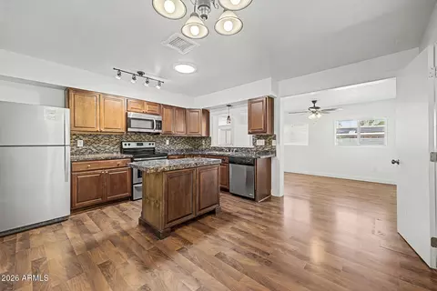 Kitchen - 624 W 23rd Ave, Apache Junction, AZ 85120 photo 1 of 4