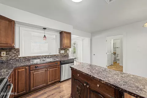 Kitchen - 624 W 23rd Ave, Apache Junction, AZ 85120 photo 4 of 4