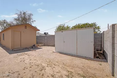Exterior - 624 W 23rd Ave, Apache Junction, AZ 85120 photo 10 of 13