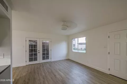 Living - 4103 W Wonderview Rd, Phoenix, AZ 85019 photo 3 of 4