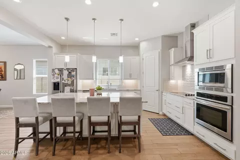 Kitchen - 6620 E Libby St, Phoenix, AZ 85054 photo 1 of 5