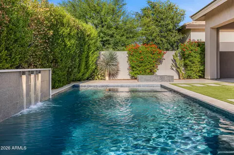 5534 E Alan Ln, Paradise Valley, AZ 85253