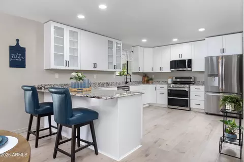 Kitchen - 985 E Saguaro Dr, Globe, AZ 85501 photo 2 of 3