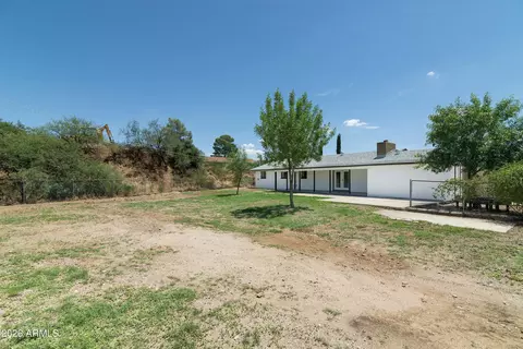 Exterior - 985 E Saguaro Dr, Globe, AZ 85501 photo 5 of 8