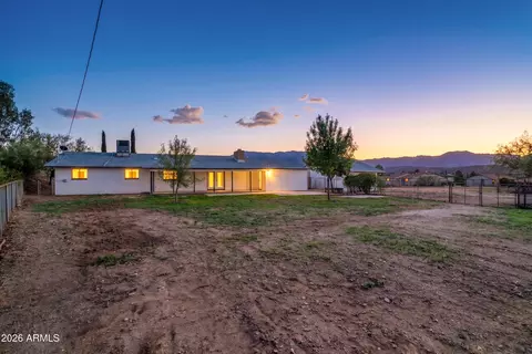 Exterior - 985 E Saguaro Dr, Globe, AZ 85501 photo 6 of 8