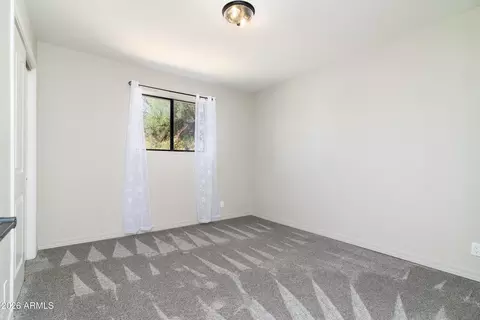 Bedroom - 985 E Saguaro Dr, Globe, AZ 85501 photo 1 of 3