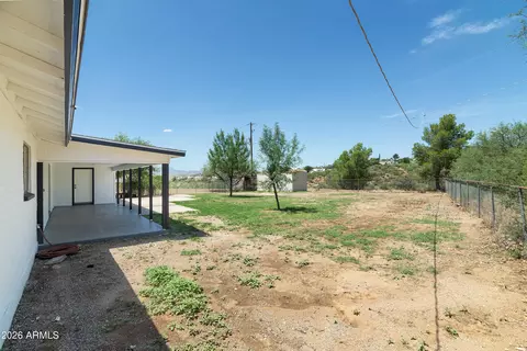Exterior - 985 E Saguaro Dr, Globe, AZ 85501 photo 3 of 8