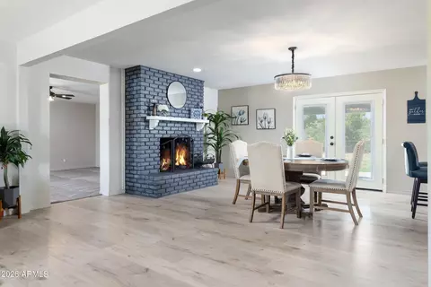Dining - 985 E Saguaro Dr, Globe, AZ 85501 photo 1 of 3