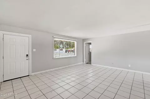 Living - 2964 N 53rd Dr, Phoenix, AZ 85031 photo 1 of 4