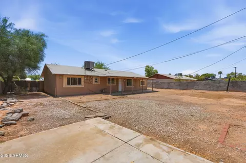 Exterior - 2964 N 53rd Dr, Phoenix, AZ 85031 photo 5 of 8