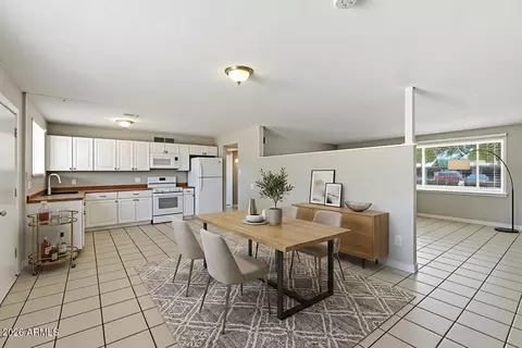 Dining - 2964 N 53rd Dr, Phoenix, AZ 85031 photo 1 of 1
