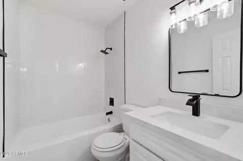 Bath - 228 W 18th Ave, Apache Junction, AZ 85120 photo 1 of 3