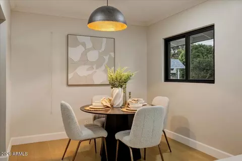 Dining - 2038 E Cheery Lynne Rd, Phoenix, AZ 85016 photo 1 of 3
