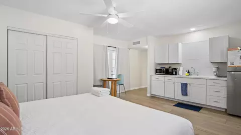 Bedroom - 2929 N 55th Pl, Phoenix, AZ 85018 photo 7 of 13