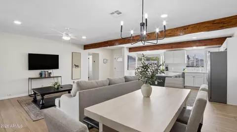 Dining - 2929 N 55th Pl, Phoenix, AZ 85018 photo 1 of 4