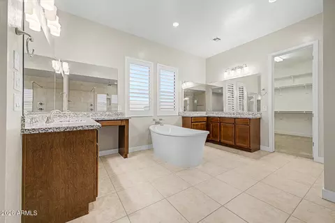 Bath - 10650 E Trillium Ave, Mesa, AZ 85212 photo 1 of 5