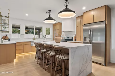 4852 E Betty Elyse Ln, Scottsdale, AZ 85254