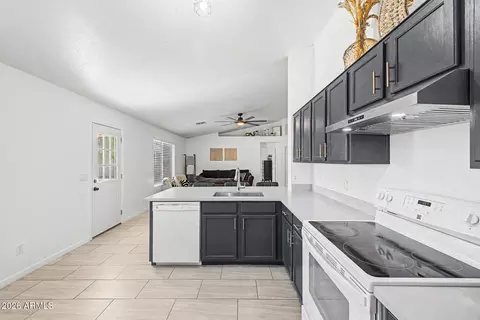Kitchen - 3749 E Thornton Ave, Gilbert, AZ 85297 photo 3 of 3