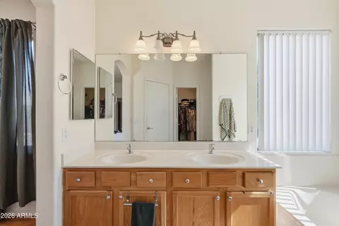 Bath - 3534 E Caleb Way, Gilbert, AZ 85234 photo 3 of 4