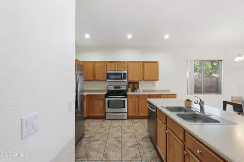 Kitchen - 3534 E Caleb Way, Gilbert, AZ 85234 photo 5 of 6