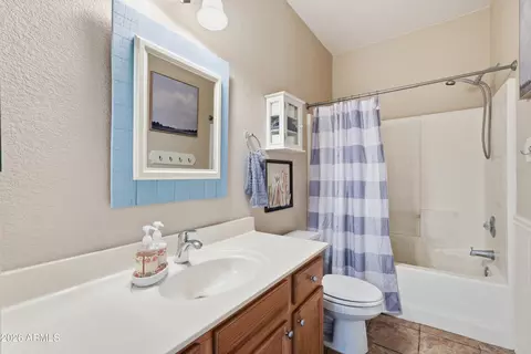 Bath - 3534 E Caleb Way, Gilbert, AZ 85234 photo 4 of 4