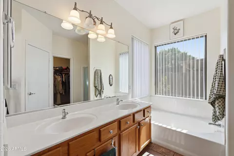 Bath - 3534 E Caleb Way, Gilbert, AZ 85234 photo 2 of 4
