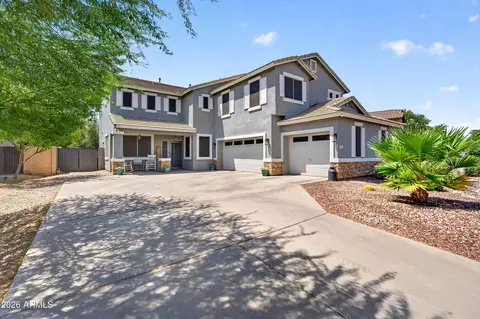 879 W Holstein Trl, San Tan Valley, AZ 85143