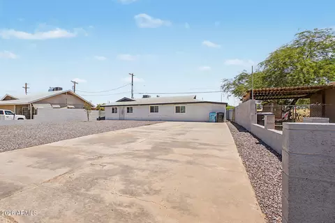 Exterior - 4805 S 35th Dr, Phoenix, AZ 85041 photo 2 of 6