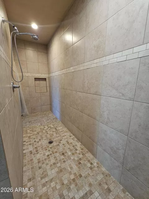 Bath - 9138 E Dennis St, Mesa, AZ 85207 photo 4 of 9