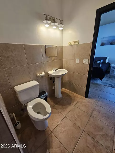 Bath - 9138 E Dennis St, Mesa, AZ 85207 photo 5 of 9