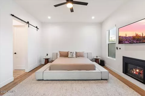 Bedroom - 744 E Myrtle Ave, Phoenix, AZ 85020 photo 2 of 8