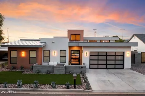Exterior - 744 E Myrtle Ave, Phoenix, AZ 85020 photo 4 of 5