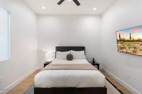 Bedroom - 744 E Myrtle Ave, Phoenix, AZ 85020 photo 4 of 8