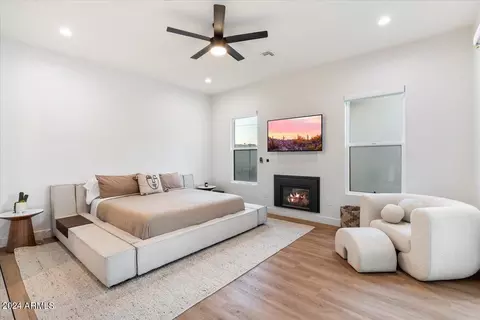 Bedroom - 744 E Myrtle Ave, Phoenix, AZ 85020 photo 1 of 8