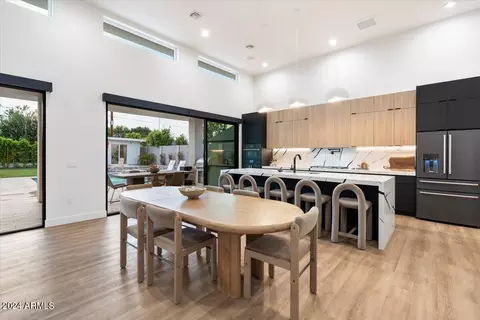 Dining - 744 E Myrtle Ave, Phoenix, AZ 85020 photo 1 of 1
