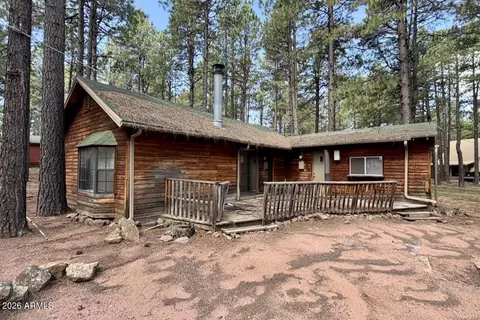 Exterior - 2507 Middle Loop, Forest Lakes, AZ 85931 photo 2 of 4