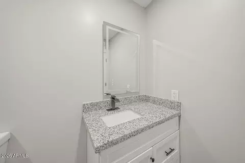 Bath - 2609 E Lemon St, Tempe, AZ 85288 photo 1 of 3