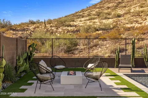 Exterior - 2110 E Fallen Leaf Ln, Phoenix, AZ 85024 photo 5 of 19